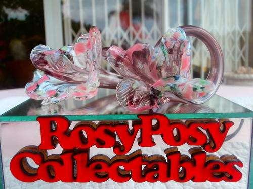 A STUNNING PAIR OF MURANO SERVETTE RINGS IN MINT CONDITION NO DAMAGE.11.5CM X 7.5CM X 5CM