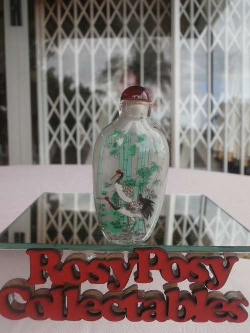 WOW RARE PAINTED FROM THE INSIDE ( VERY DELICATE ) VINTAGE JAPANESE SNUFF BOTTLES IN MINT .