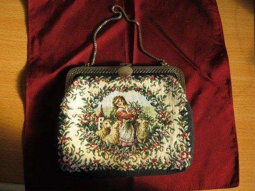 Handbag