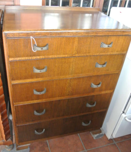 Oak art deco chest of drawers