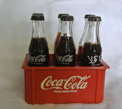 mini coca cola crate with 6 glass bottle