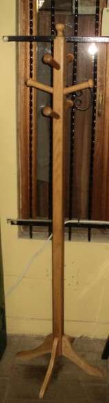 hat stand or coat stand