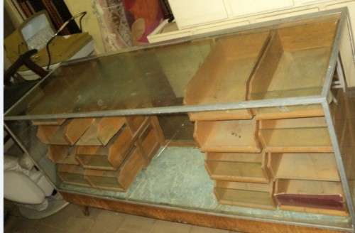 antique shop display cupboard (missing a draw