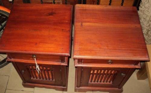 2 wooden bedside tables