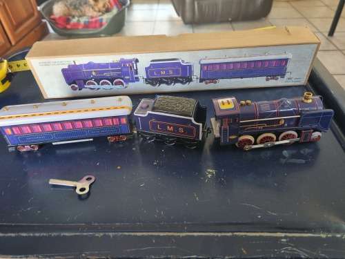 Purple tinplate train wind up
