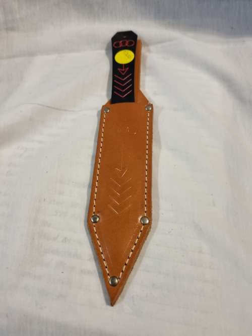 Throwing knife
