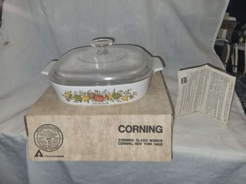 Vintage Corning ware never used with original box