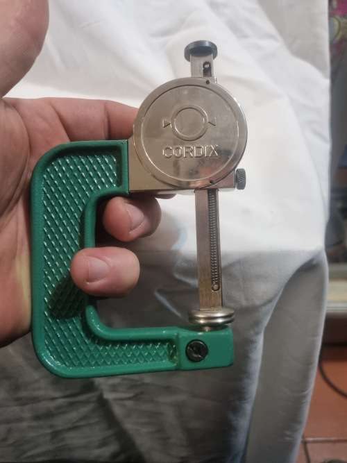 Thickness gauge
