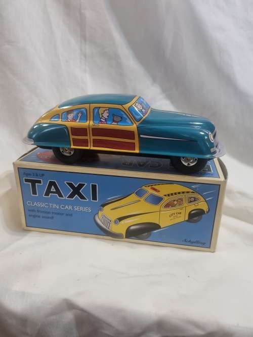 Tinplate taxi