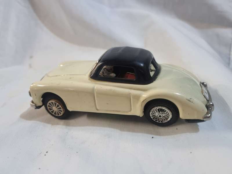 Japanese tinplate MG loose wheels