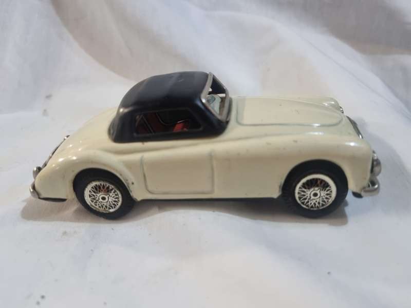 Japanese tinplate MG loose wheels