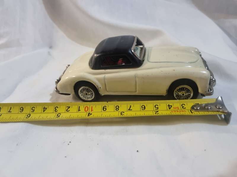 Japanese tinplate MG loose wheels