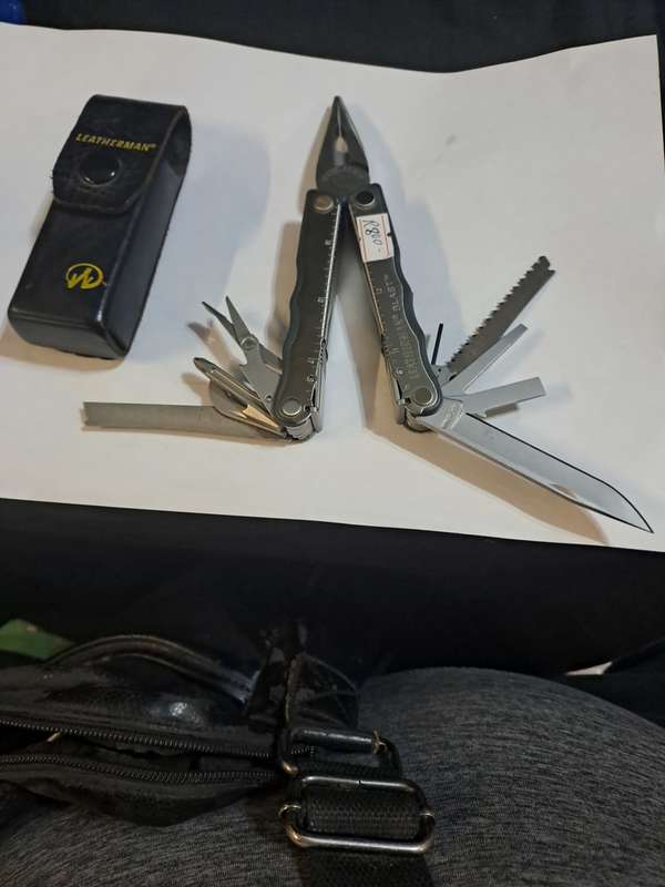 Leatherman blast