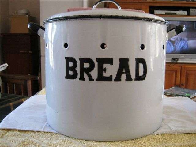 Enamel Bread Bin