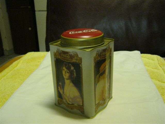 Coke cola tin