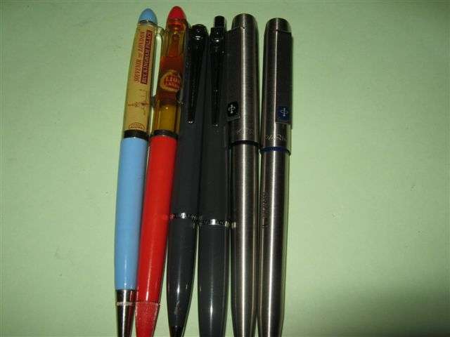 Pen set includes two Parkers