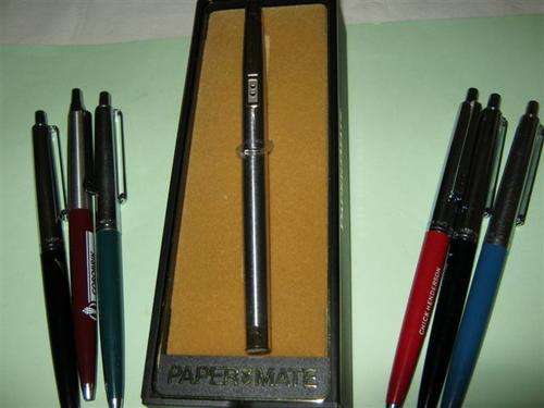 Paper mate pen set .