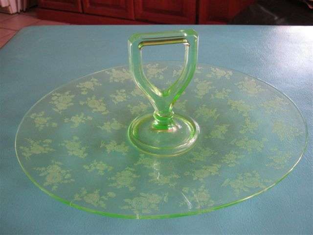 Green Glass bon bon dish lovely pattern