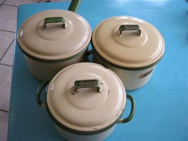 Set of Judge ware enamel pots - note one pots lable is missing