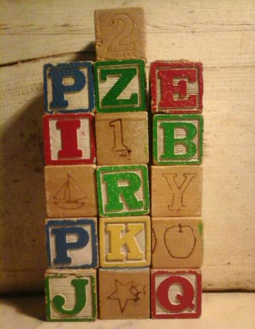 VINTAGE WOODEN BLOCKS ALPHABET TOYS