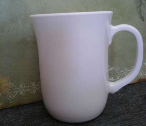 VINTAGE FRENCH MADE ARCROC COFFEE MUG