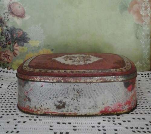VINTAGE EMBOSSED ROSE TIN