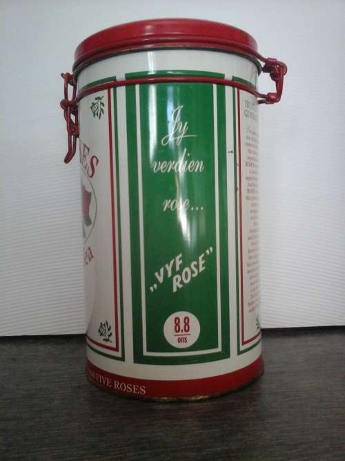 VINTAGE FIVE ROSES TEA TIN