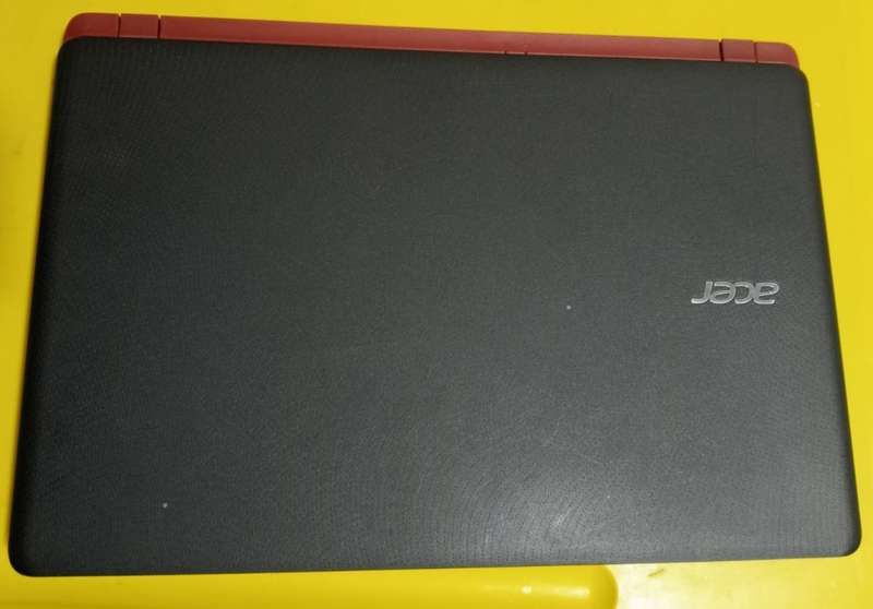 ACER i3 Laptop