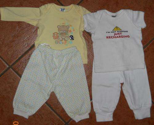2 x outfits 3-6 months