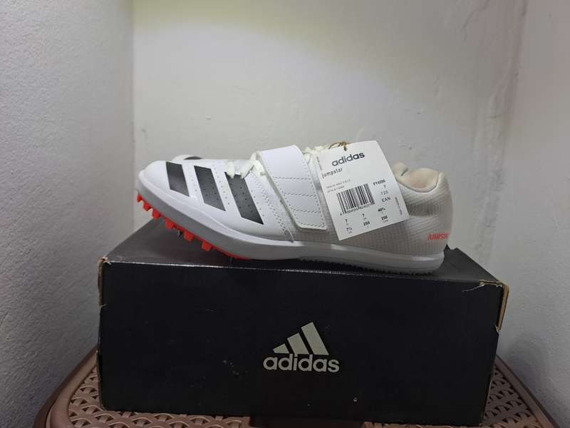 Adidas Jumpstar Spikes