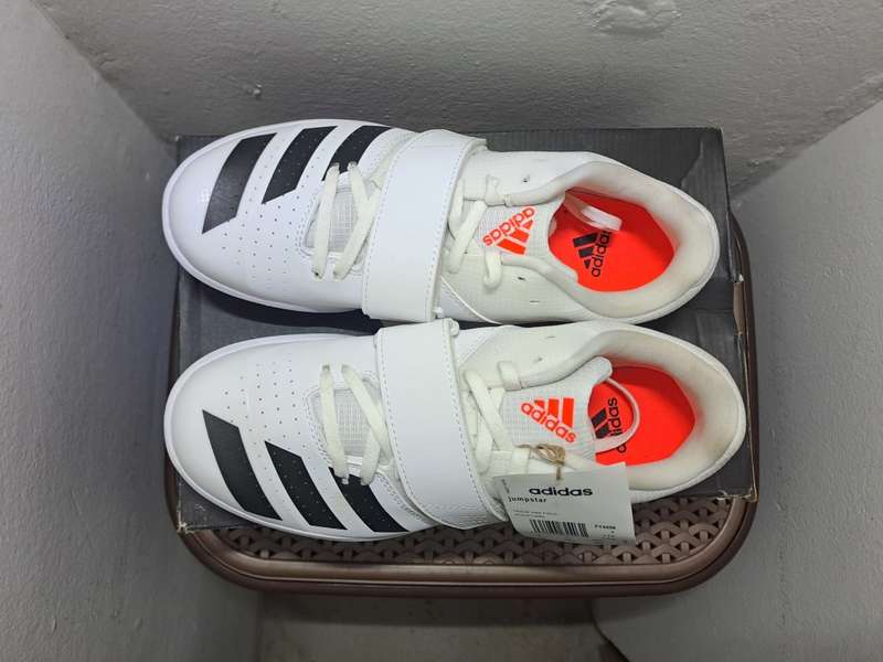 Adidas Jumpstar Spikes