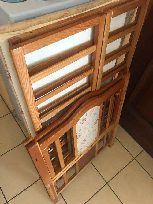 COMBINATION BED