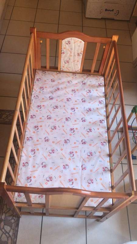 COMBINATION BED