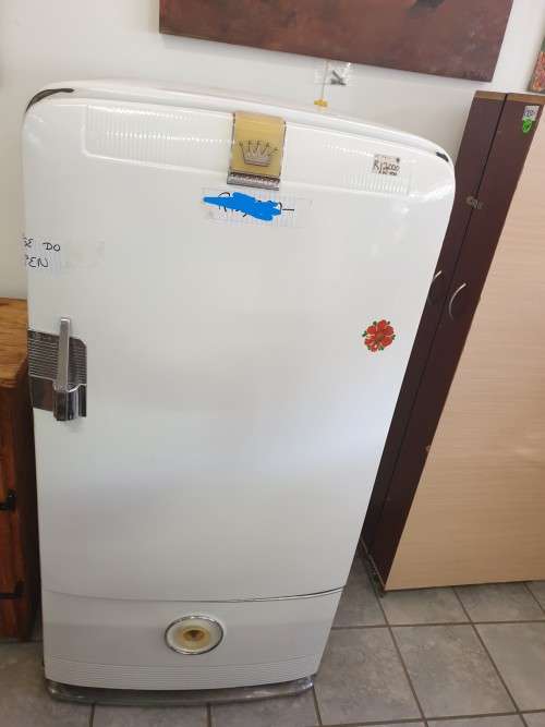 Antique Frigidaire Fridge