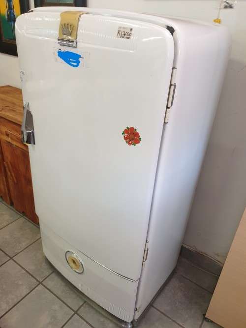 Antique Frigidaire Fridge