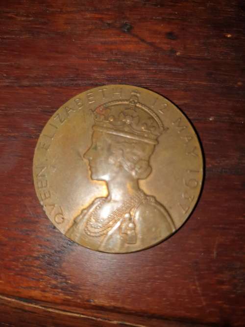 1937 King George VI and Elizabeth II Commemoration Coin