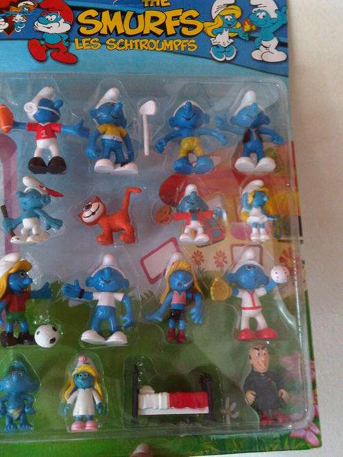 Smurf Figurines (set of 15)
