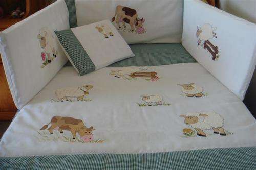 COT BEDDING SET - Farmyard