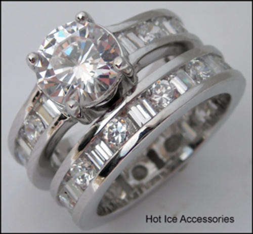 **INTERNATIONAL POSTAGE** SOLID STERLING SILVER SIMULATED DIAMOND WEDDING RING SET