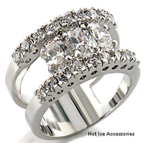 **INTERNATIONAL POSTAGE** 18K WHITE GOLD PLATED SIMULATED DIAMOND RING