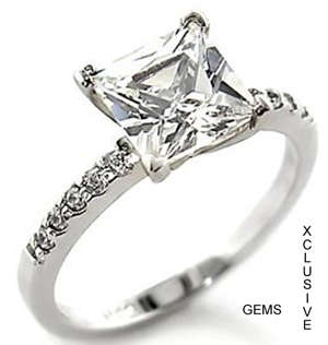 * R35 POSTAGE* 18K WHITE GOLD PLATED SIMULATED DIAMOND LADIES RING
