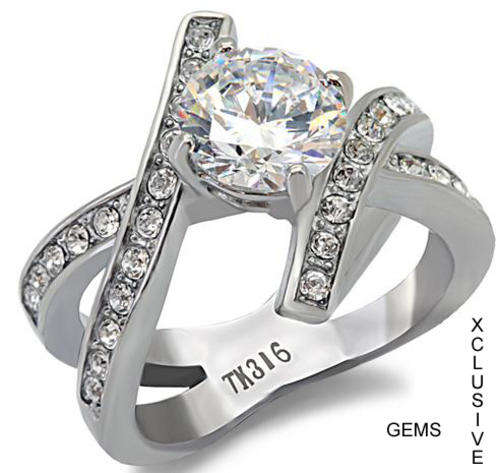 *LOCALLY IN STOCK*GORGEOUS STAINLESS STEEL SIMULATED DIAMOND RING
