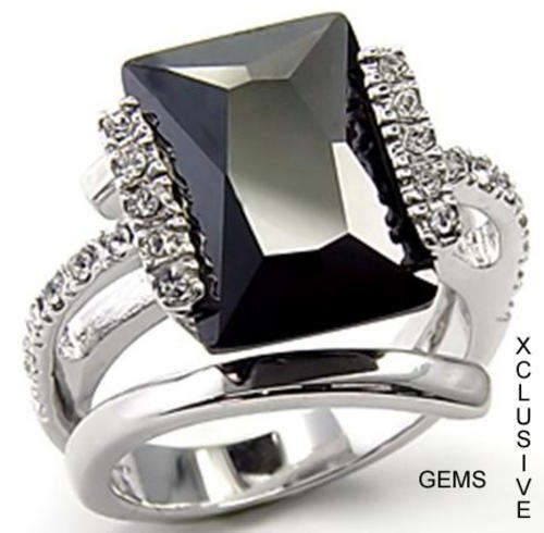 * R35 POSTAGE* 18K WHITE GOLD PLATED BLACK STONE LADIES RING