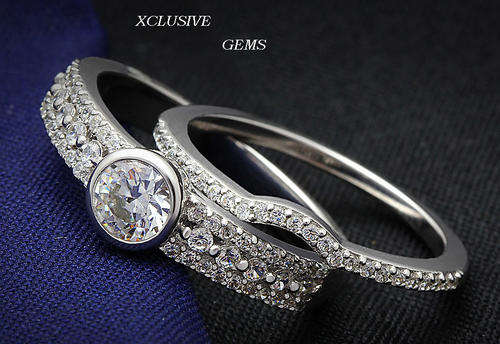 LOCALLY IN STOCK ** 925 HALLMARKED STERLING SILVER SIMULATED DIAMOND WEDDING RING SET