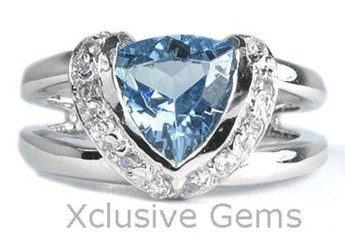 STERLING SILVER SIMULATED BLUE TOPAZ RING