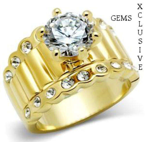 **PRETTY 18K GOLD PLATED SIMULATED DIAMOND LADIES RING
