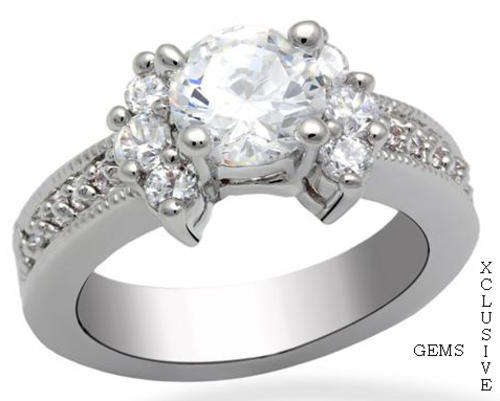 * LOCALLY IN STOCK* STUNNING 18K WHITE GOLD PLATED SIMULATED DIAMOND LADIES RING