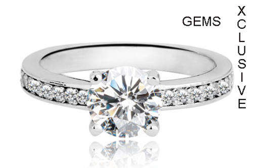 LOCALLY IN STOCK* GORGEOUS 18K WHITE GOLD PLATED SIMULATED DIAMOND LADIES RING