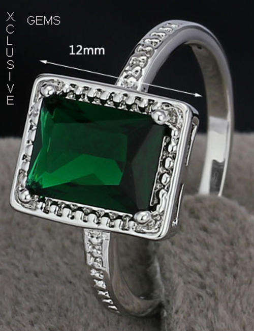 ** DAZZLING 18K WHITE GOLD PLATED SIMULATED EMERALD LADIES RING