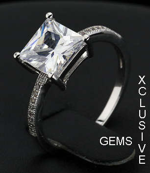 * GLAMOROUS* 18K WHITE GOLD PLATED SIMULATED DIAMOND LADIES RING